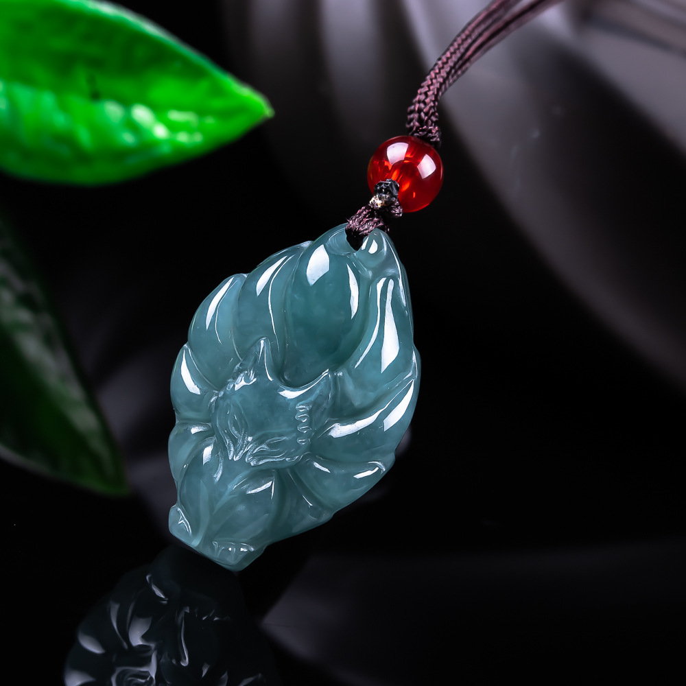 Vintage Fashion - Kalung Liontin Rubah Giok Burma Alami