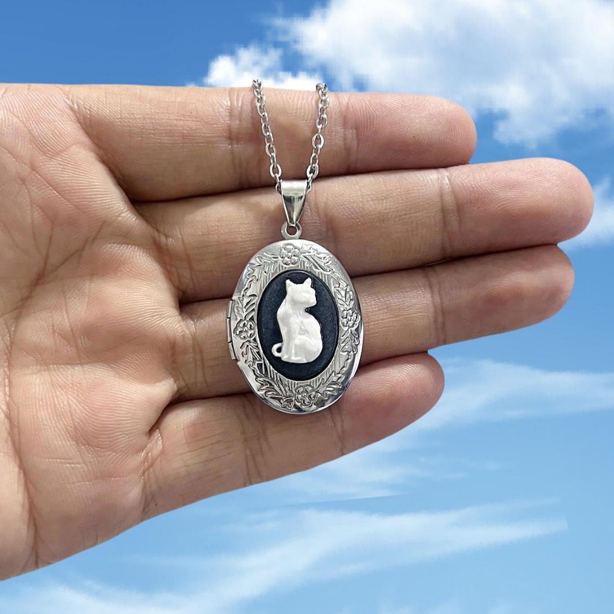 Vintage Fashion Store - Kalung Liontin Kucing Vintage untuk Wanita
