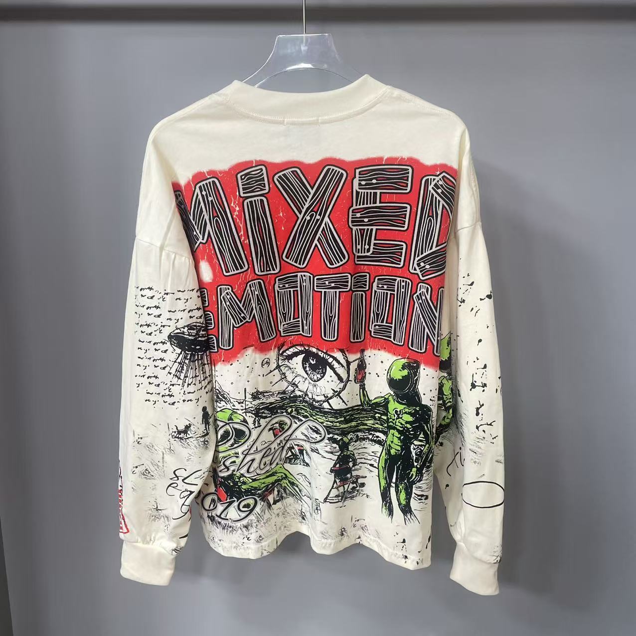 Kaos Lengan Panjang MIXED-EMOT - Vintage Fashion ulasan dan harga