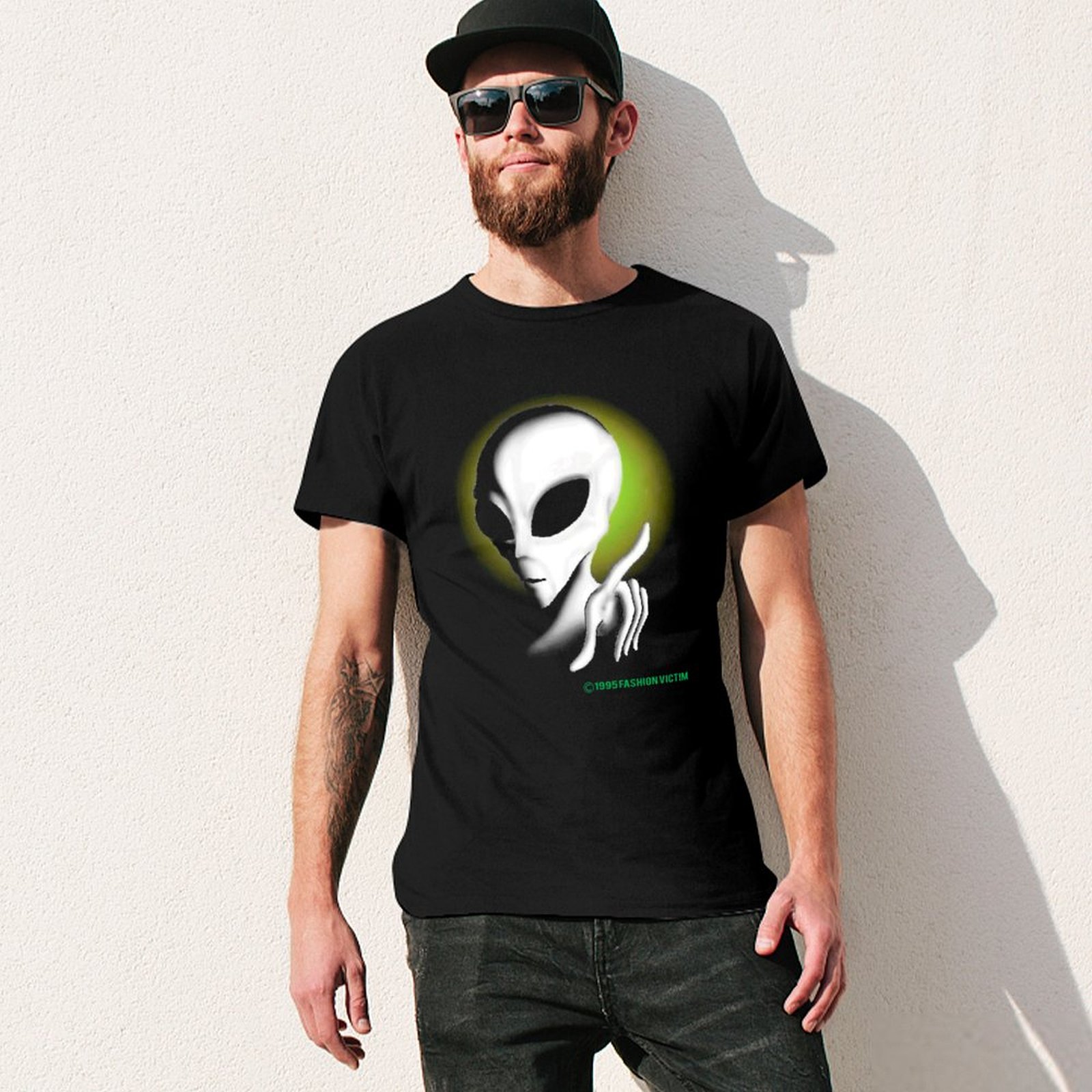 1995 ALIEN Kaos Vintage Glow I - Vintage Fashion Victim ulasan dan harga